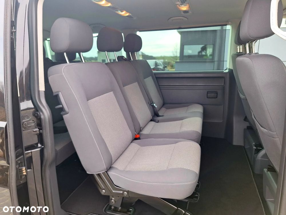 Volkswagen Caravelle - 21