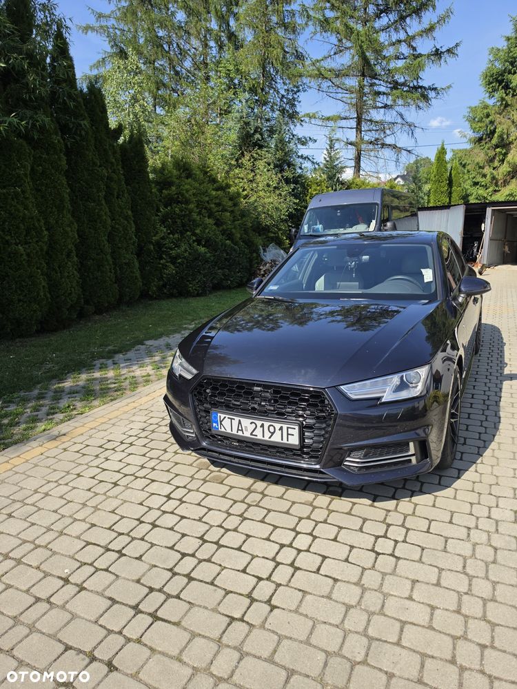 Audi A4 Limousine - 6