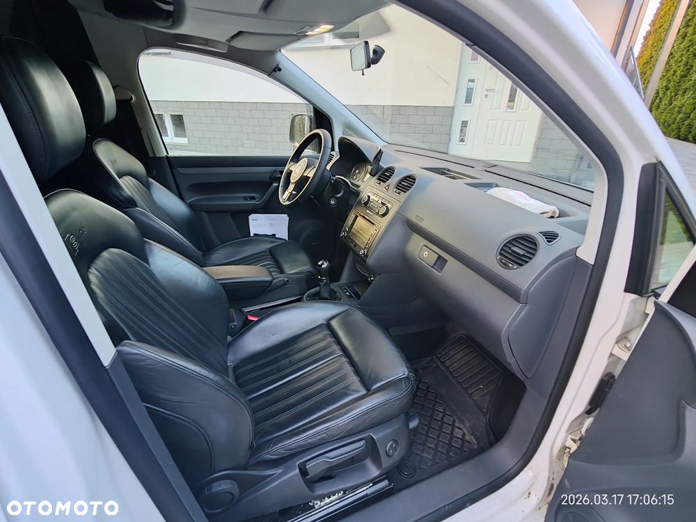 Volkswagen CADDY MAXI - 8