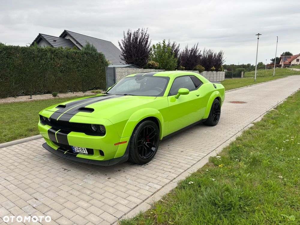 Dodge Challenger 5.7 R/T - 1