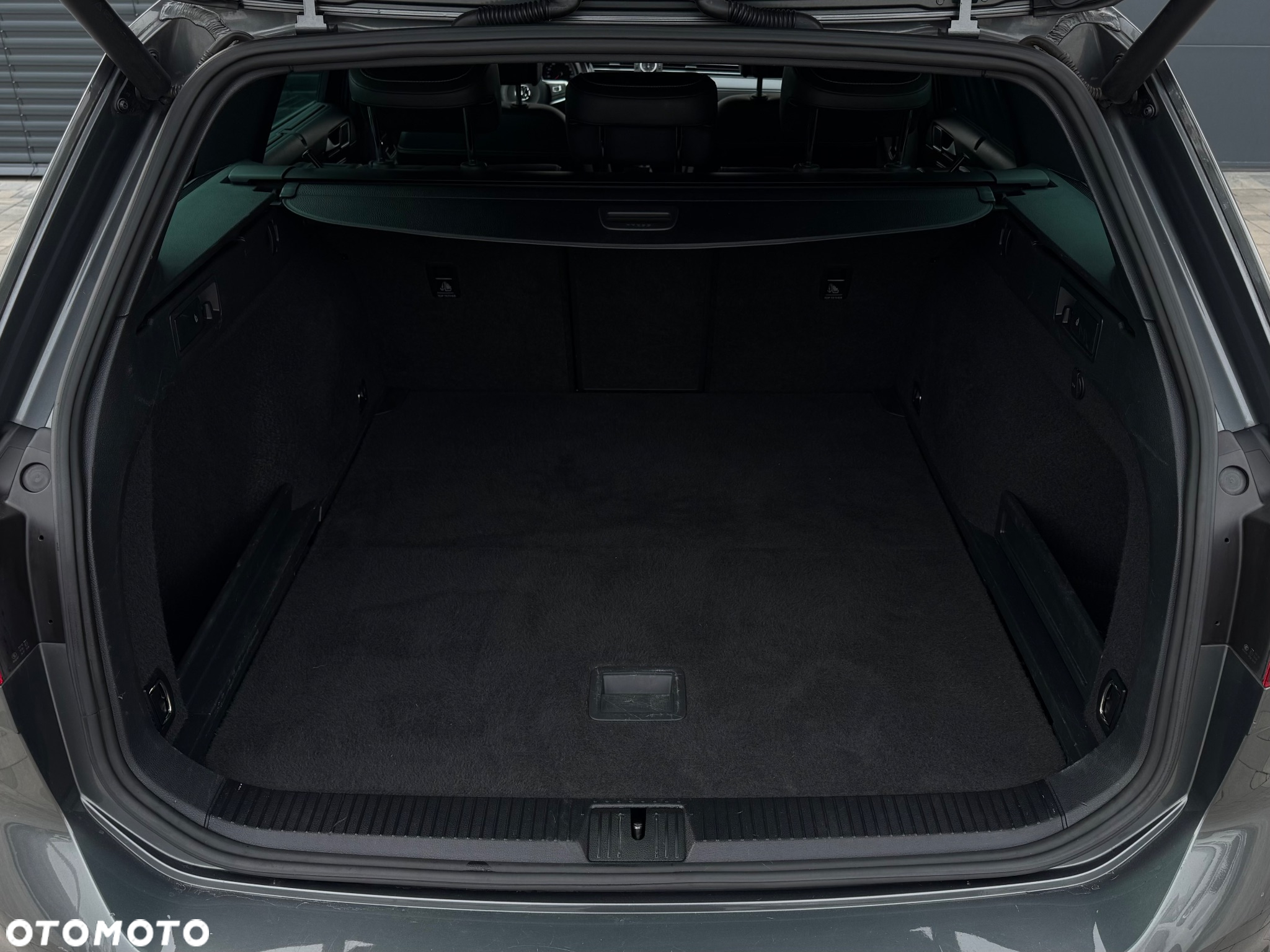 Volkswagen Passat Variant 2.0 TDI (BlueMotion Technology) Comfortline - 36