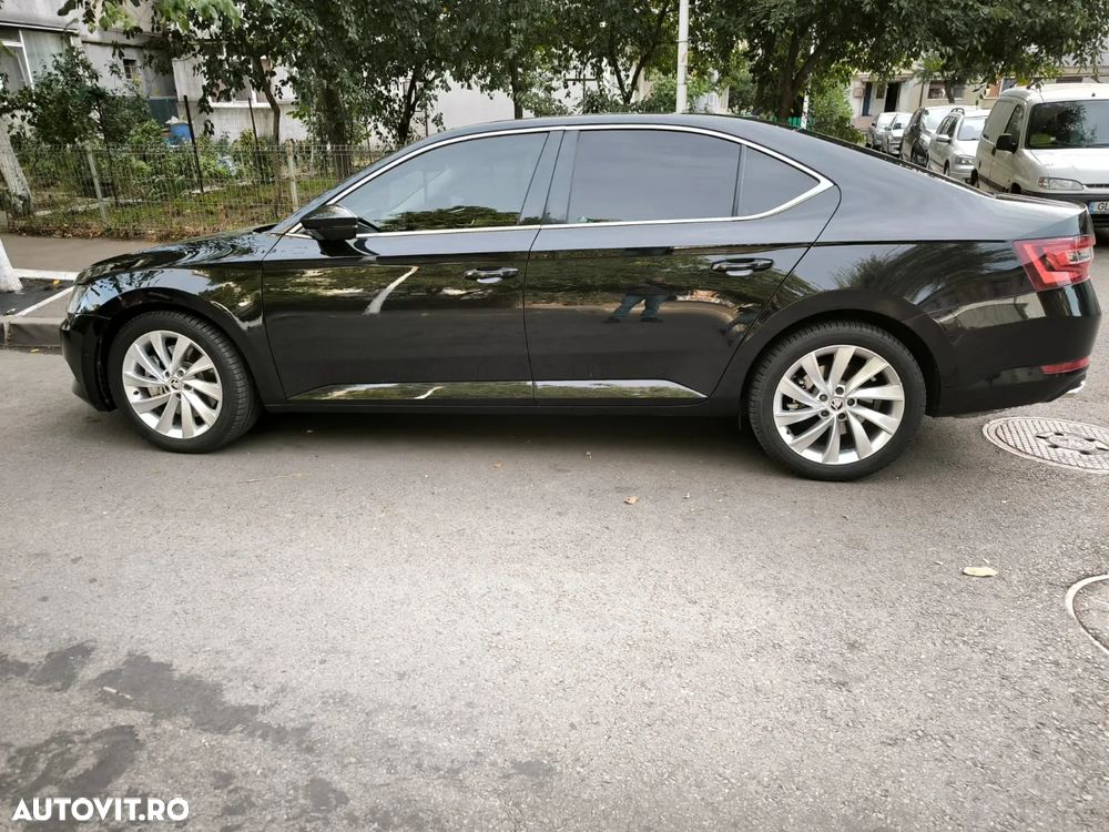 Skoda Superb 2.0 TSI DSG 4X4 Style - 6
