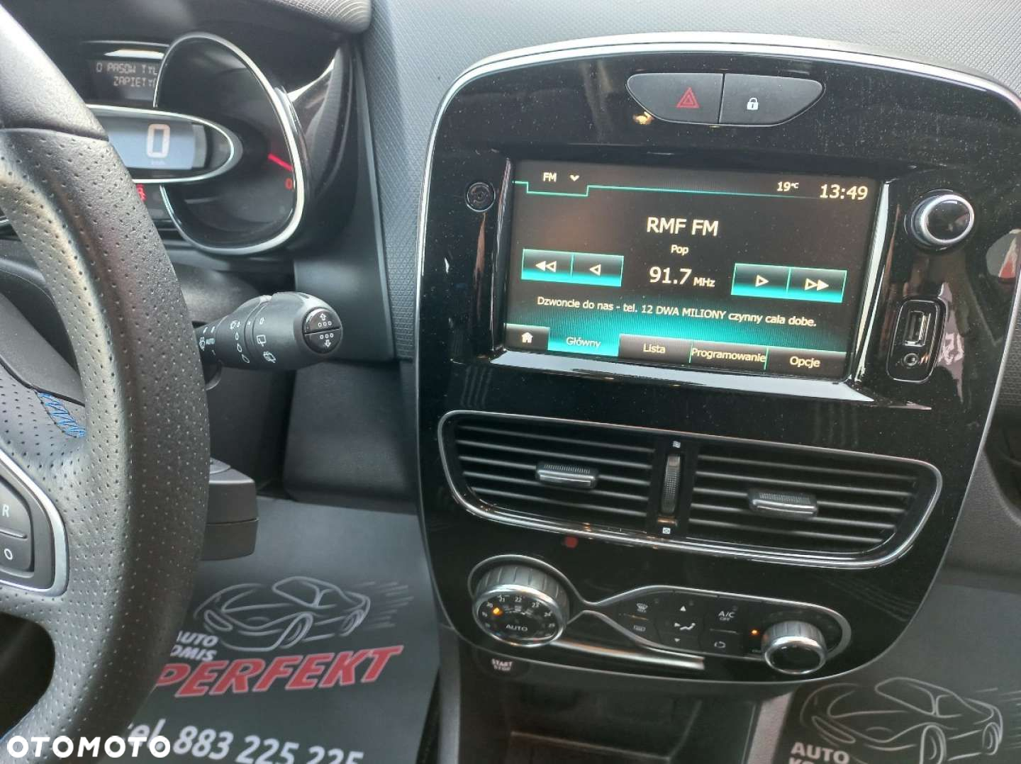 Renault Clio - 24
