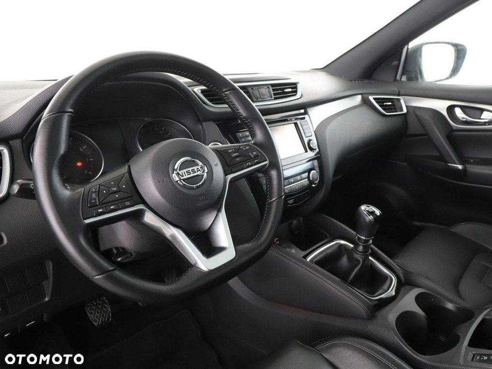 Nissan Qashqai 1.6 DIG-T Tekna - 14