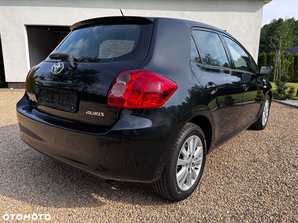 Toyota Auris 1.6 Executive - 7