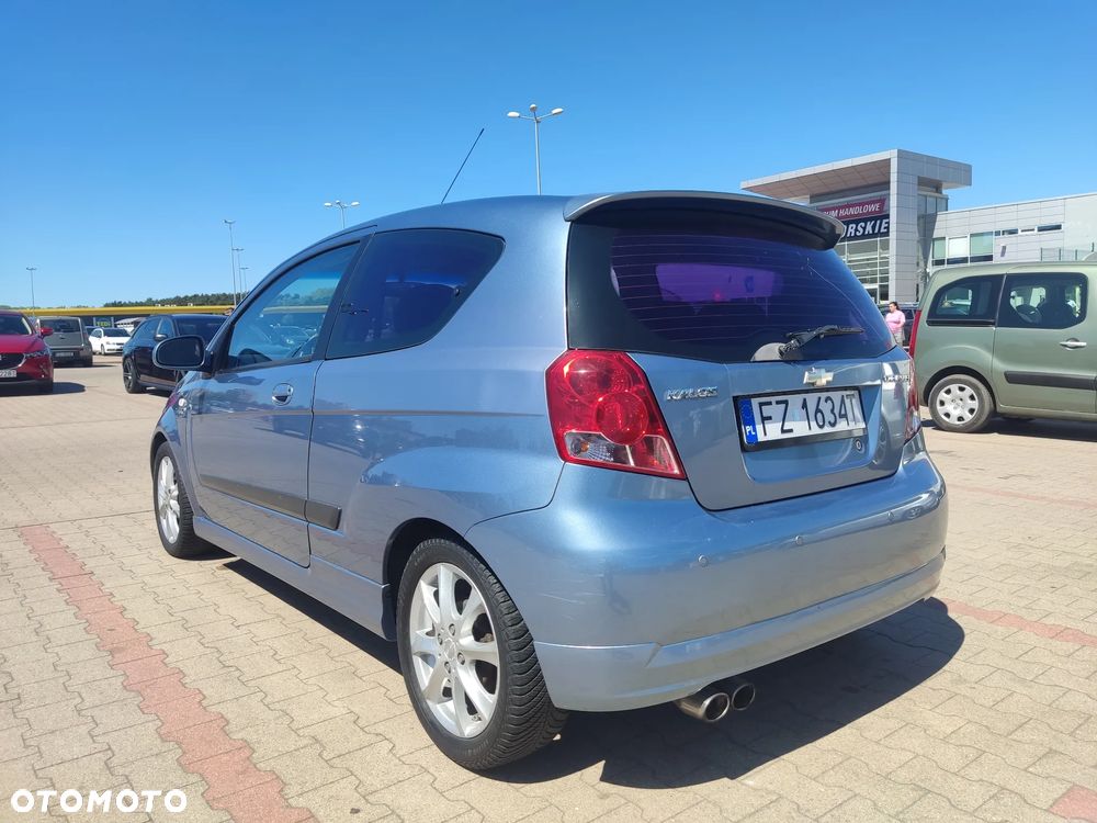 Chevrolet Kalos - 8