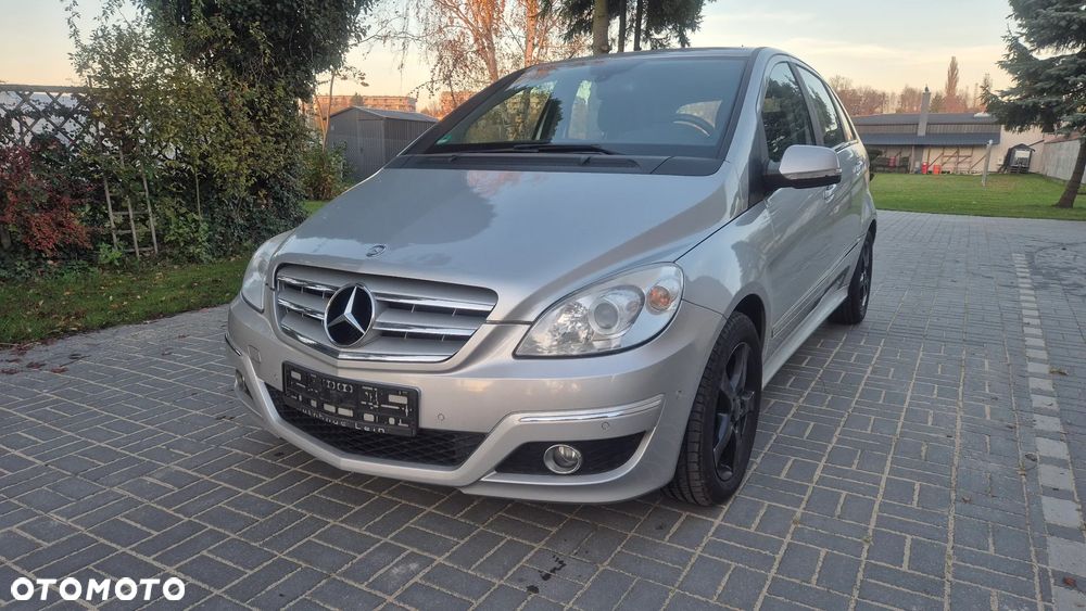 Mercedes-Benz Klasa B 180 CDI EU5 - 1