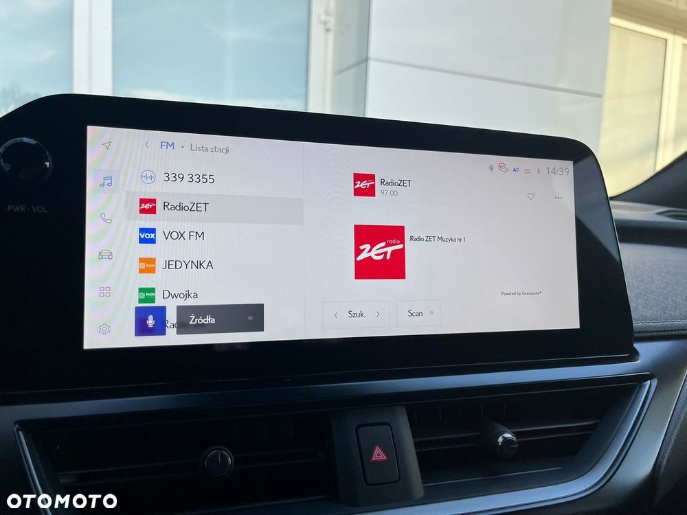 Lexus UX 300h F Sport Design - 19