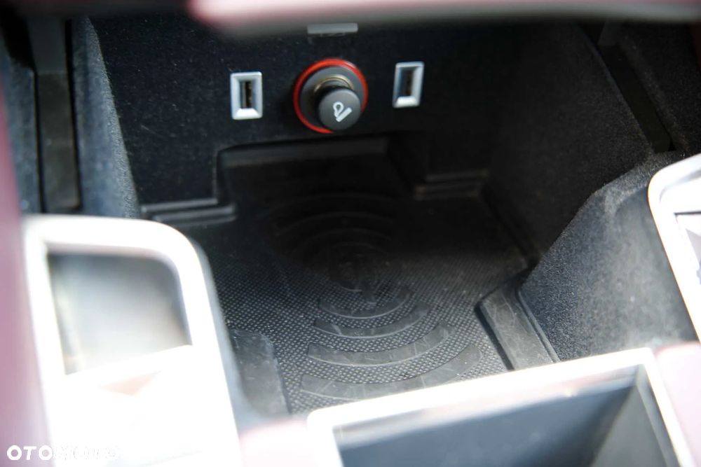 DS Automobiles DS 9 1.6 PureTech Rivoli + - 24