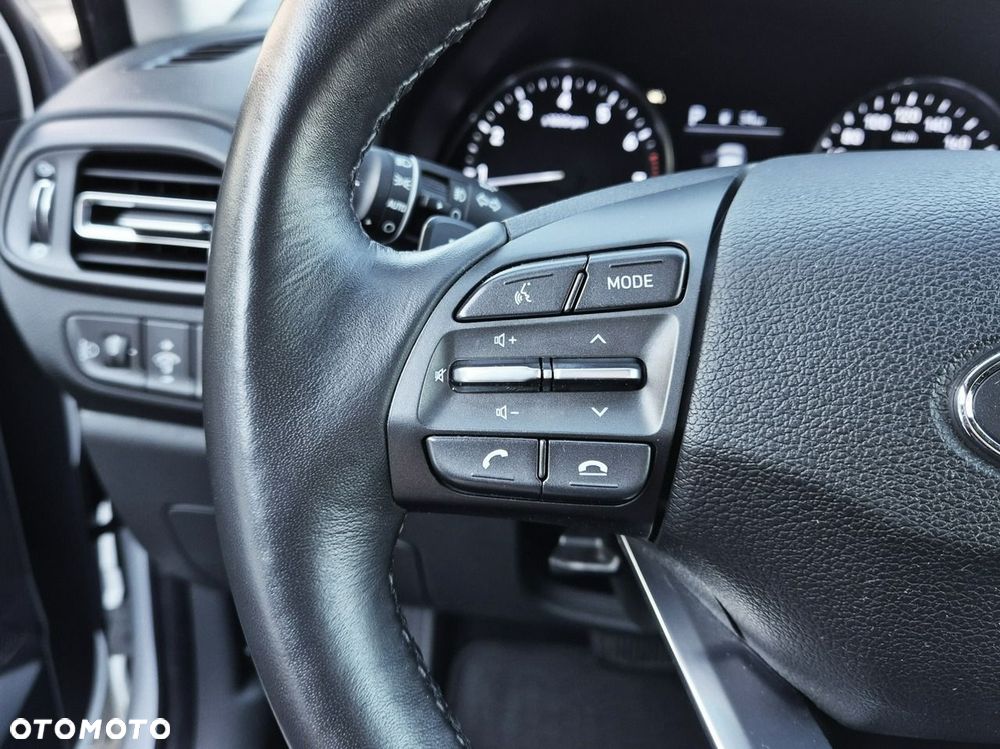 Hyundai i30 1.5 T-GDI 48V Smart DCT - 17