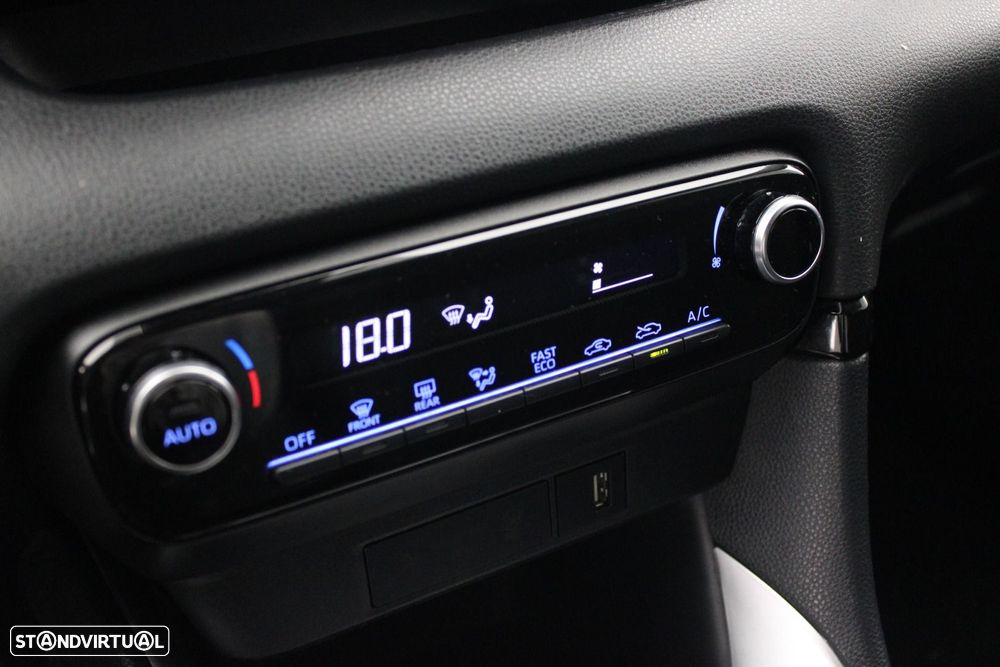 Toyota Yaris 1.5 HDF Exclusive - 18