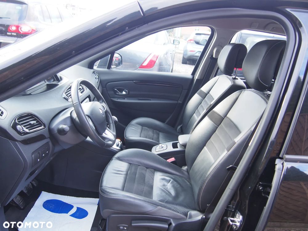 Renault Scenic 1.6dCi Energy Bose Edition - 9