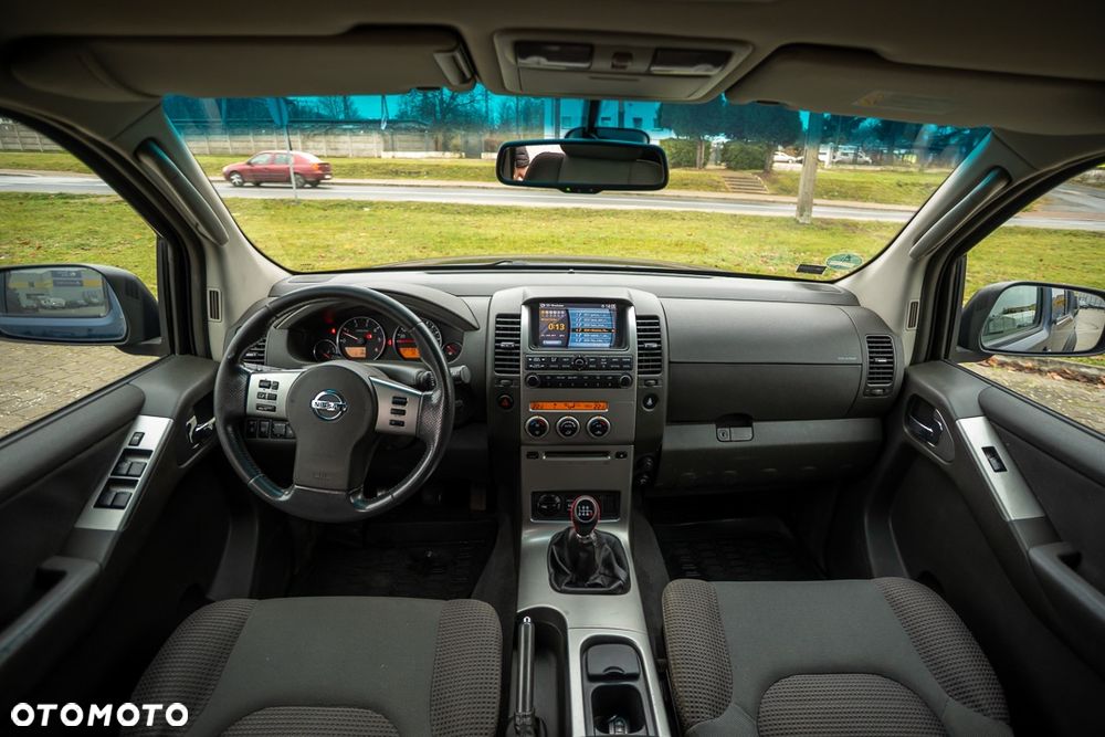 Nissan Pathfinder 2.5 dCi Premium - 19