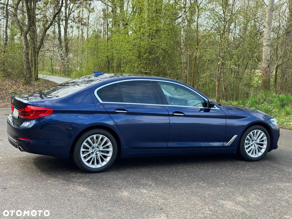BMW Seria 5 530i xDrive Luxury Line - 4