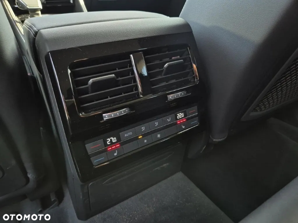 Volkswagen Touareg 3.0 V6 TDI SCR 4Mot Elegance - 30