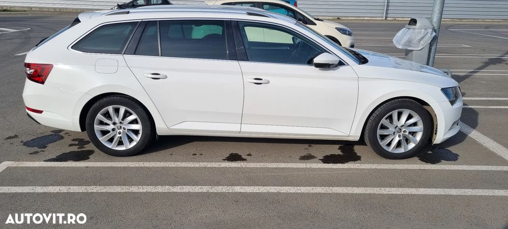 Skoda Superb 2.0 TDI DSG 4X4 Style - 2