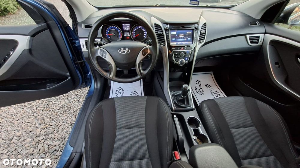 Hyundai i30 1.4 Premium - 10