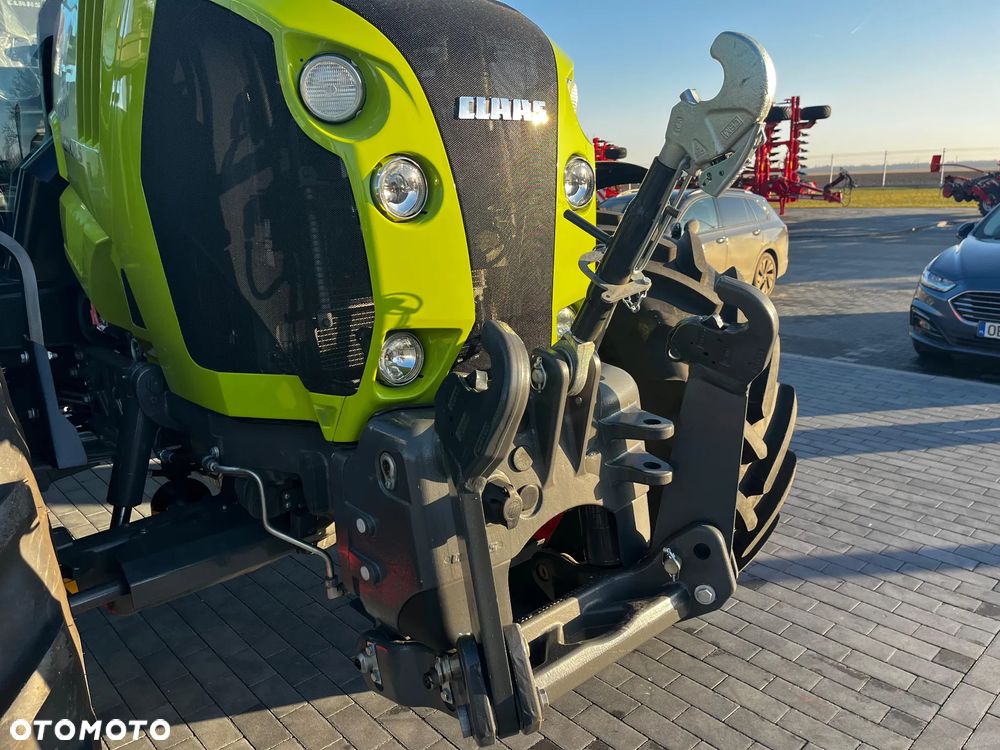 Claas ARION 630 CMATIC - 12