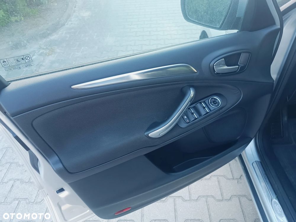 Ford S-Max 2.0 EcoBoost Titanium - 12