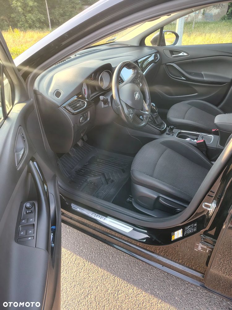 Opel Astra 1.4 T Elite - 8