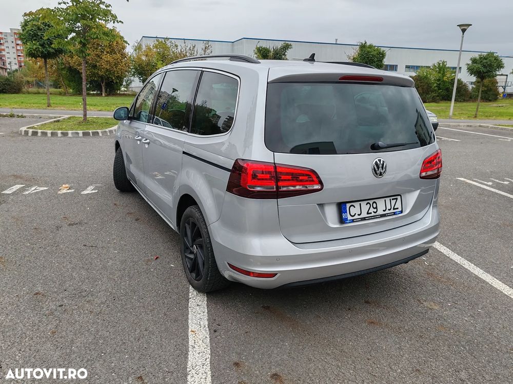 Volkswagen Sharan 2.0 TDI DSG (BlueMotion Technology) Highline - 2