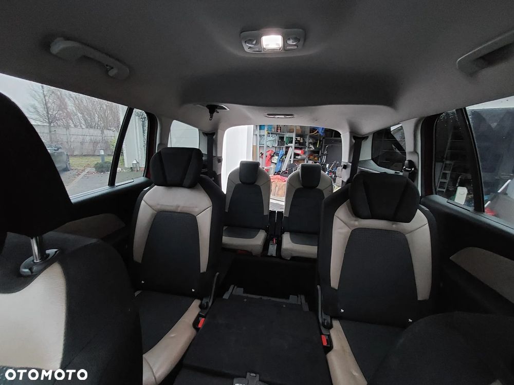 Citroën C4 Grand Picasso 1.6 THP Exclusive - 16
