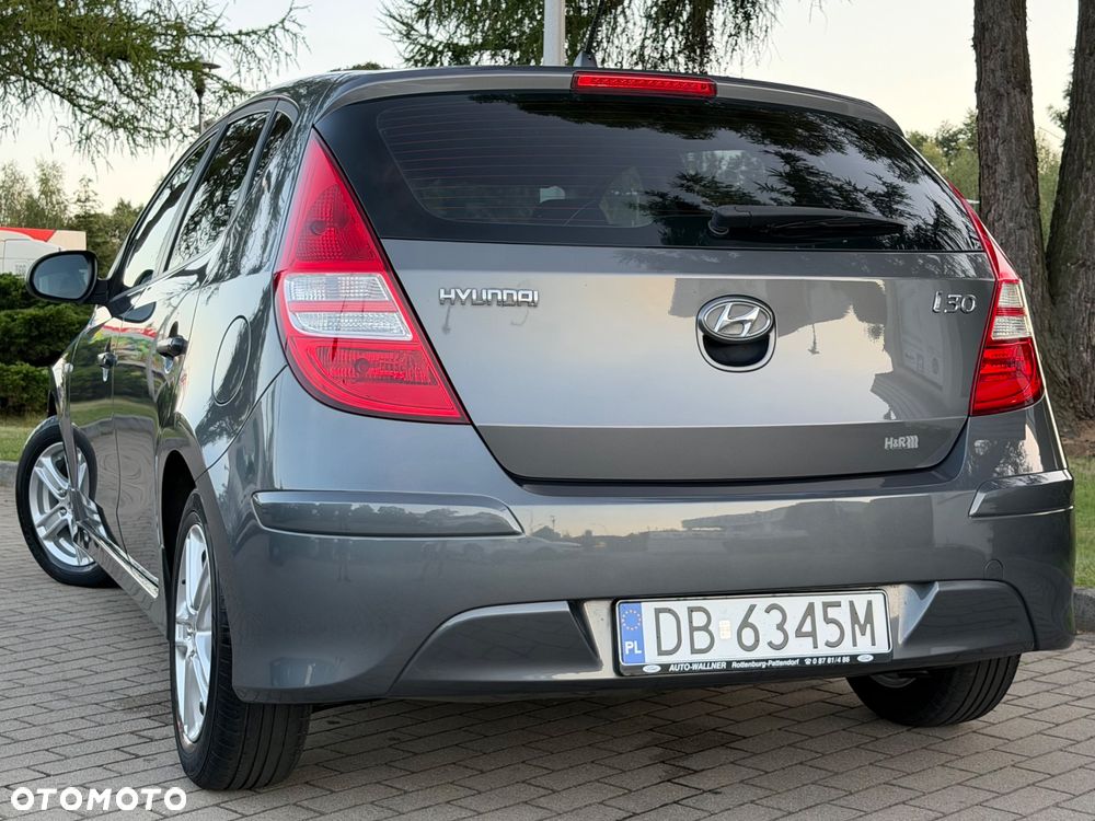 Hyundai i30 1.4 FIFA WM Edition - 25
