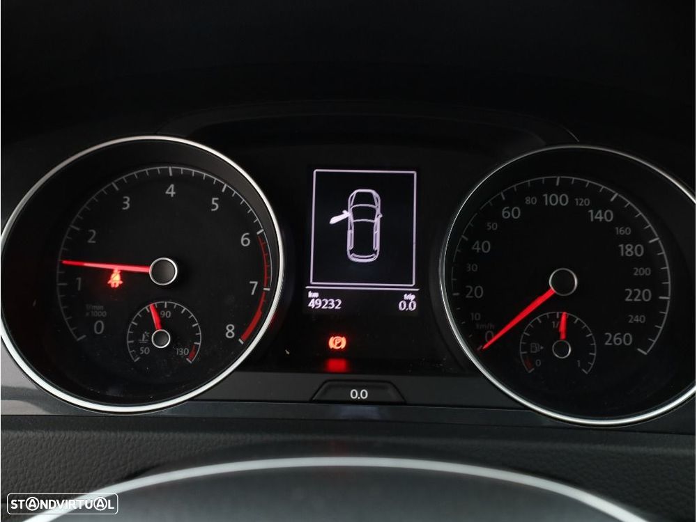 VW Golf 1.0 TSI Confortline - 23