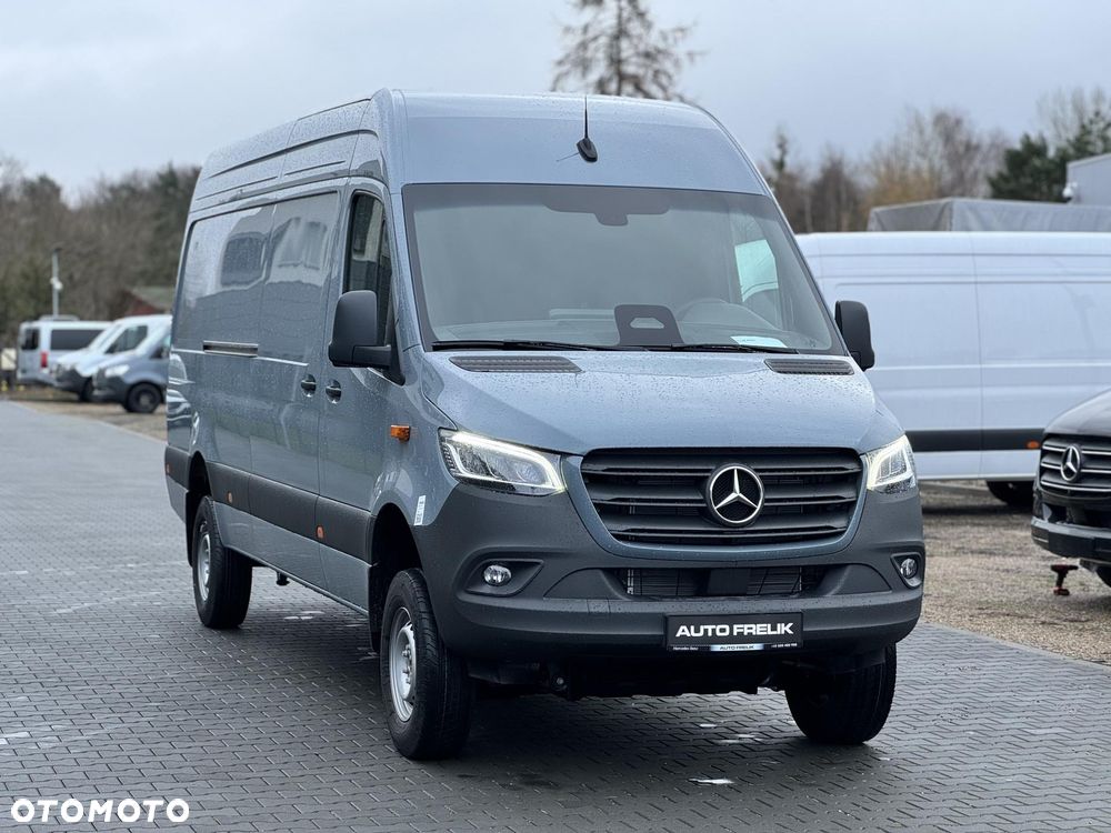 Mercedes-Benz Sprinter - 2