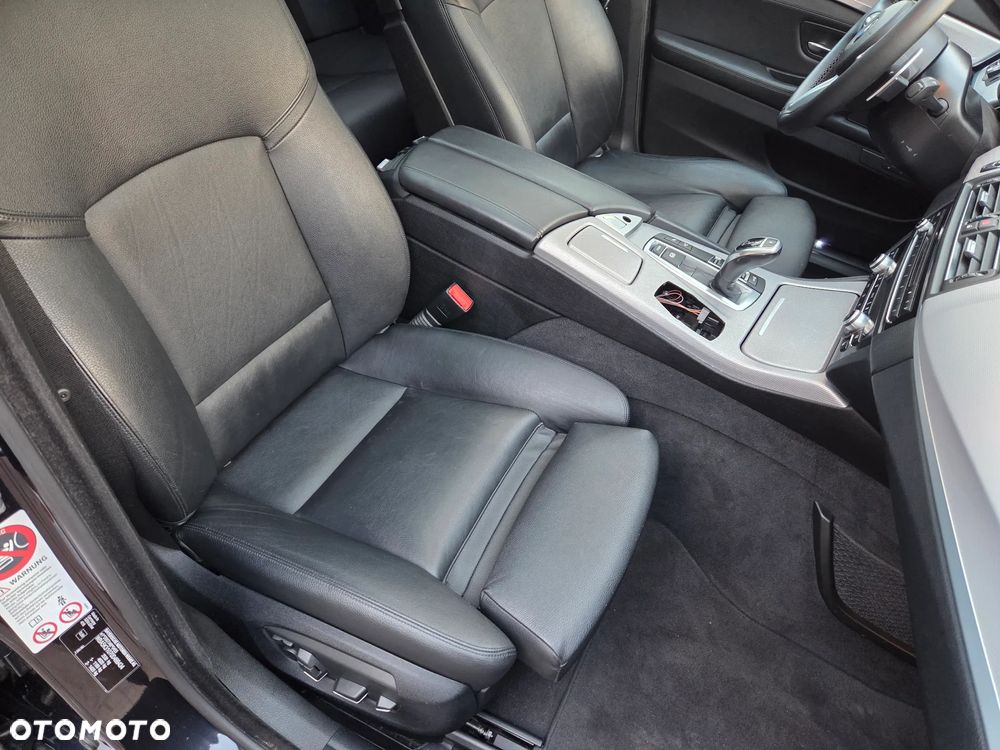 BMW Seria 5 530d xDrive Luxury Line - 20