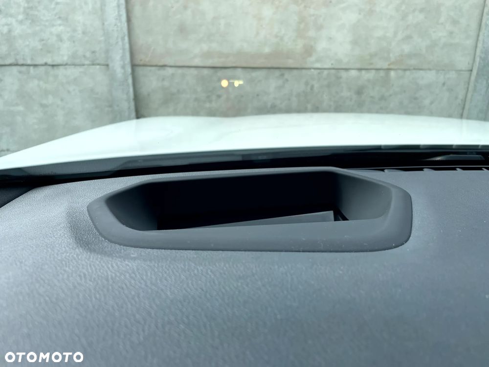 BMW Seria 5 520i M Sport Edition - 30