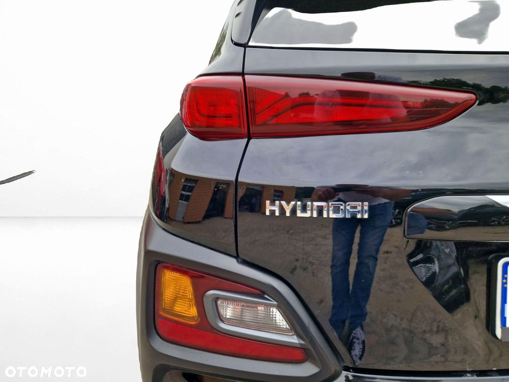 Hyundai Kona - 12