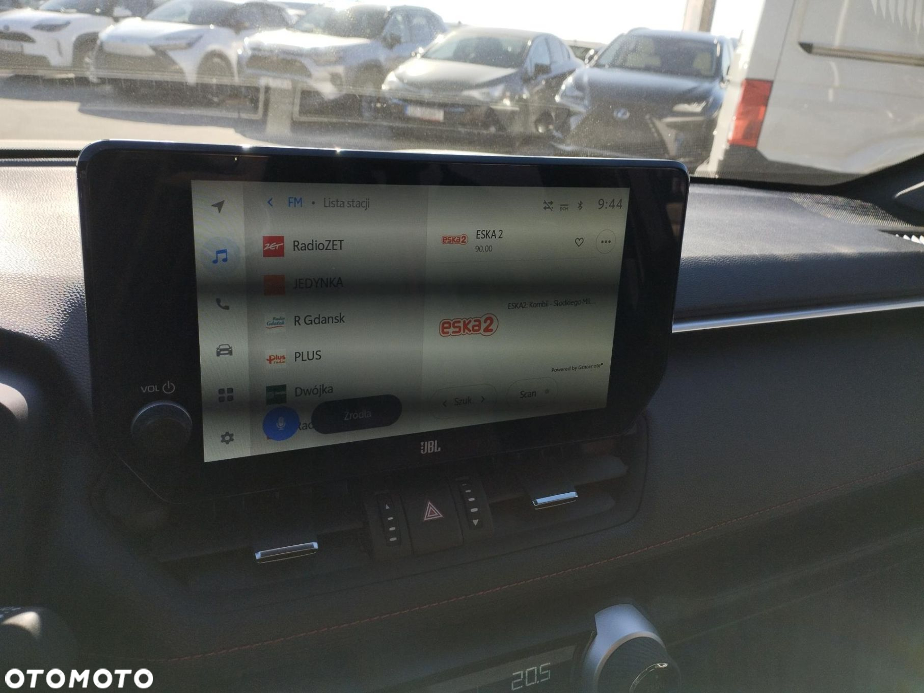 Toyota RAV4 - 22