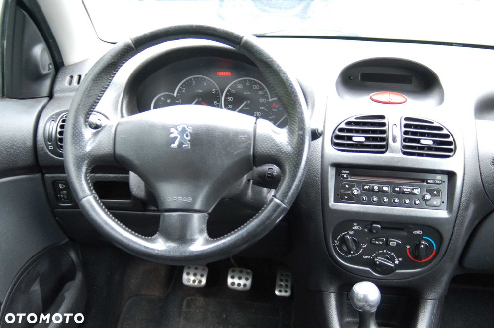 Peugeot 206 - 7