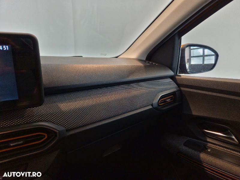 Dacia Sandero Stepway ECO-G 100 MT6 Comfort - 25
