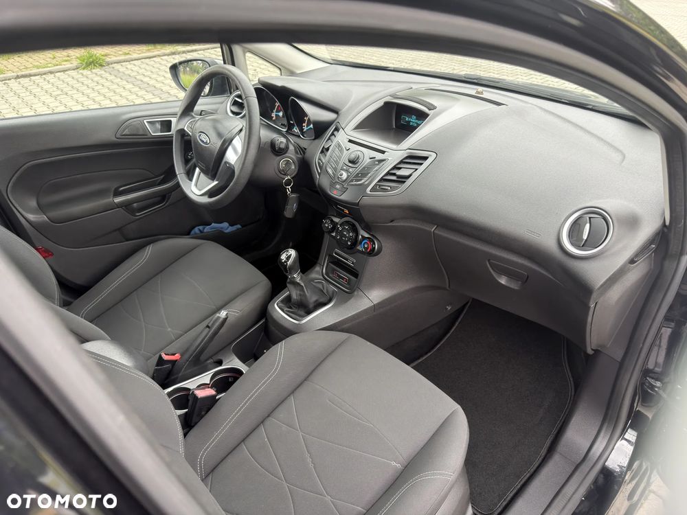 Ford Fiesta 1.25 Titanium X - 14