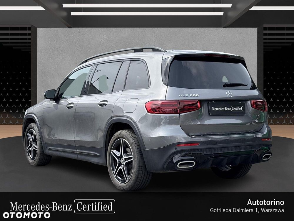 Mercedes-Benz GLB - 3