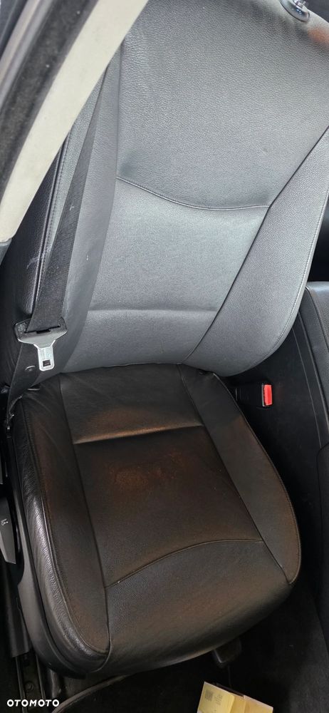 BMW Seria 3 318i - 20