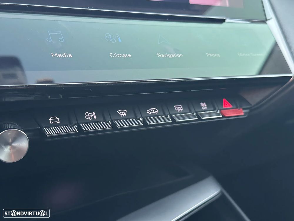 Peugeot 308 1.6 Hybrid Allure Pack e-EAT8 - 26