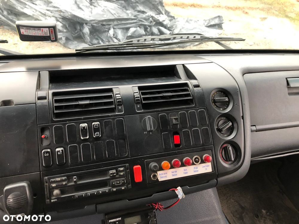 Mercedes-Benz z  HDS-em - 17