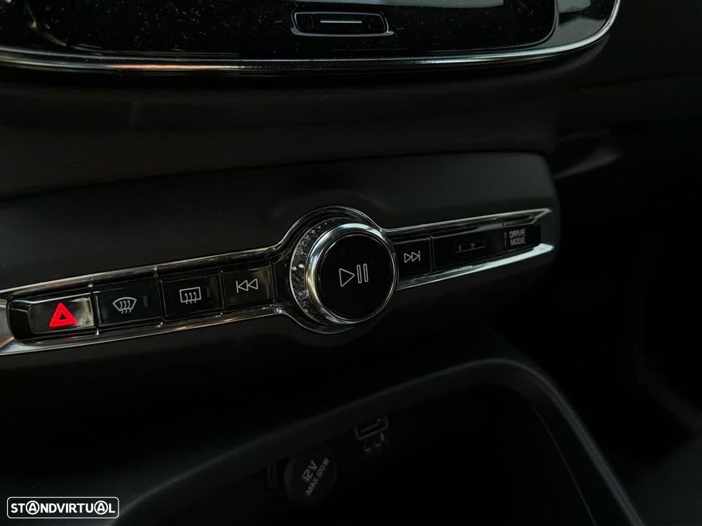 Volvo XC 40 2.0 D3 R-Design Geartronic - 13
