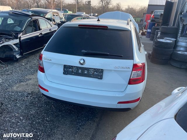 Dezmembrez Skoda Octavia 3 Combi 2016 1.6 CXX euro 6 Xenon - 7