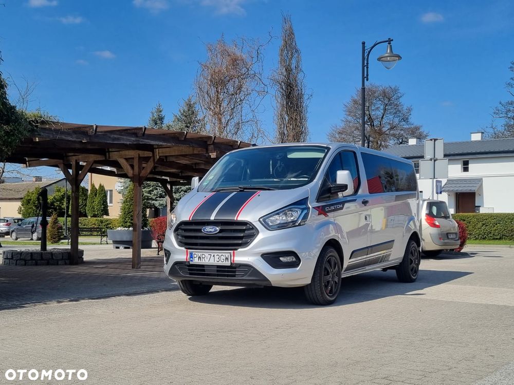Ford Transit Custom 290 L2H1 Limited - 1