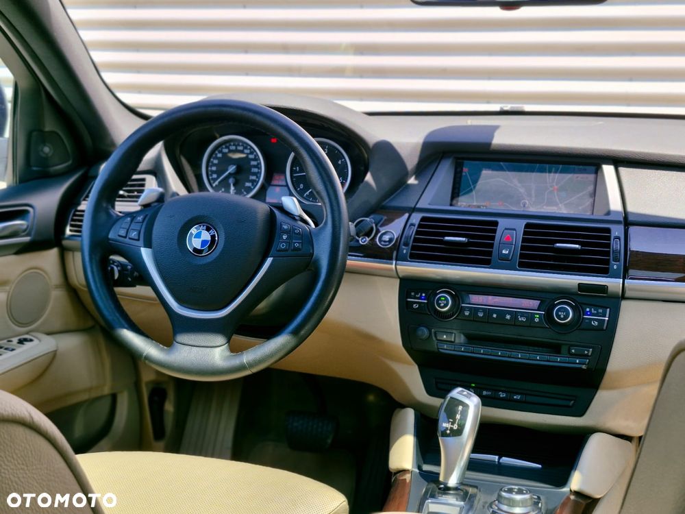 BMW X6 - 10