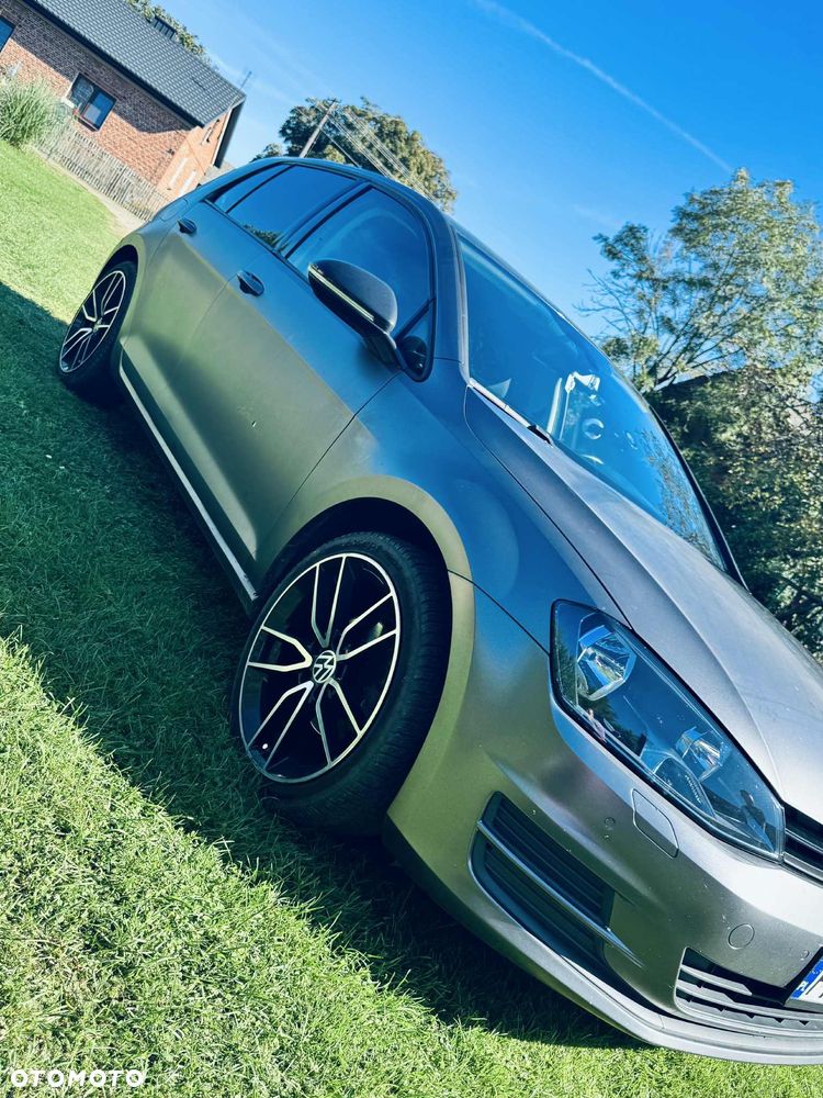 Volkswagen Golf VI 1.6 TDI Highline - 1