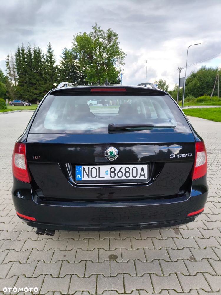 Skoda Superb 2.0 TDI Ambition - 6