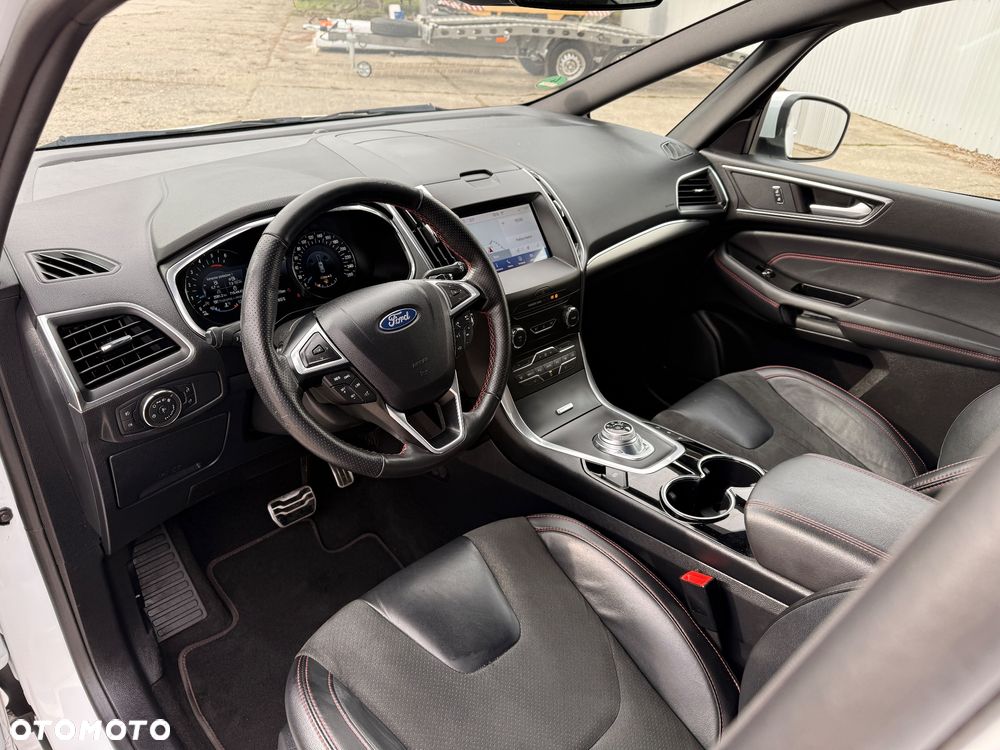 Ford S-Max 2.0 EcoBlue ST-LINE - 4