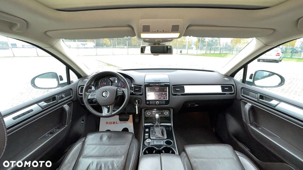 Volkswagen Touareg - 25
