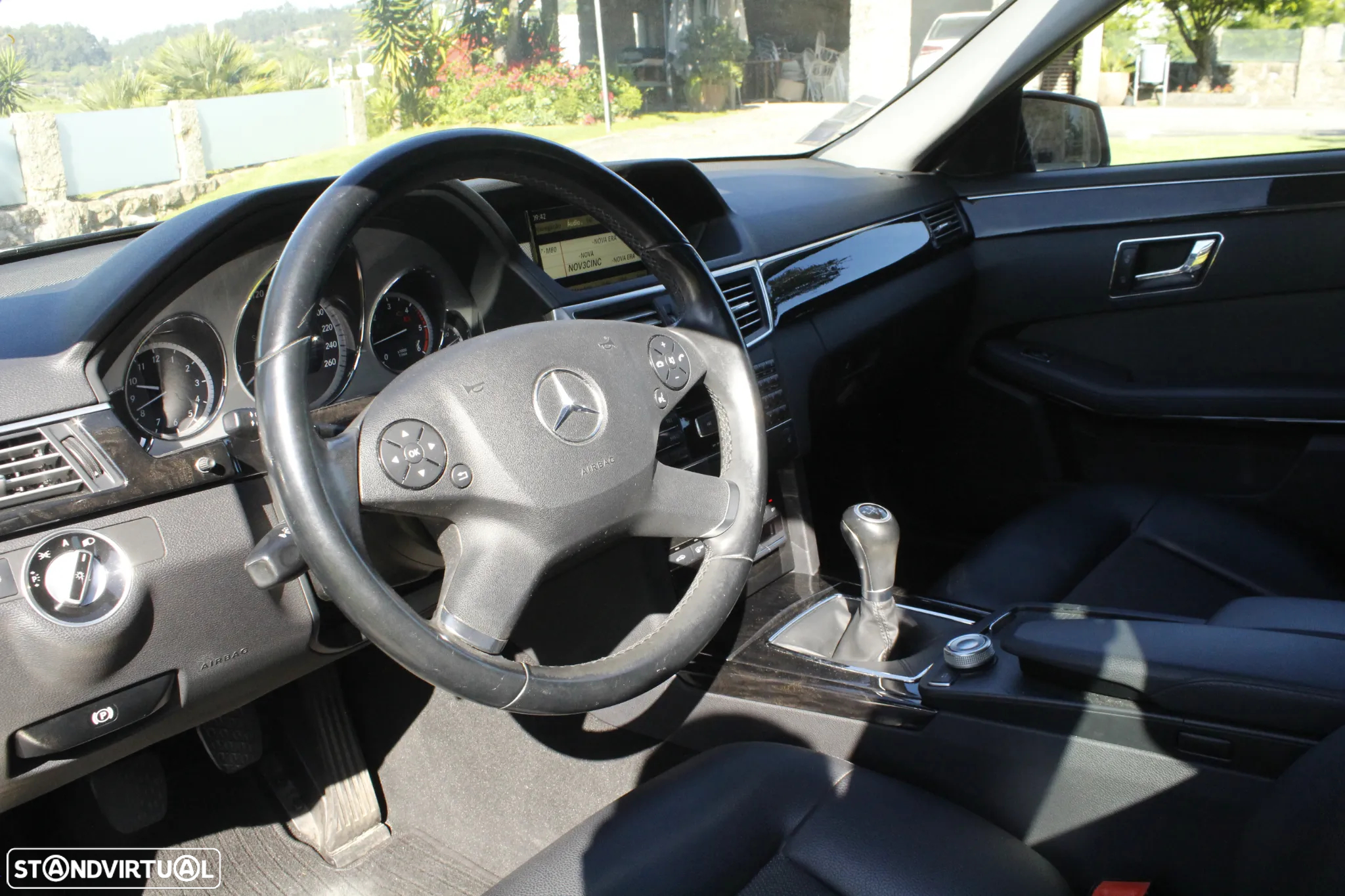 Mercedes-Benz E 250 BlueTEC Avantgarde - 18