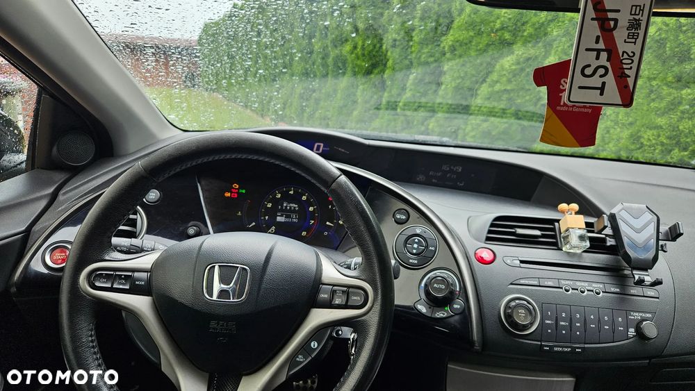 Honda Civic 1.8 Comfort - 21